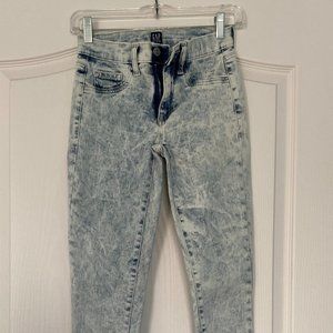 Gap- Acid Wash Jeans